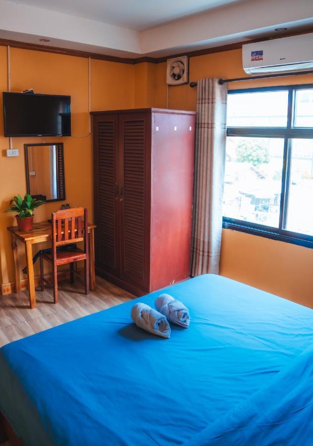 Vang Vieng Sunset Guesthouse & Restaurant Exterior photo